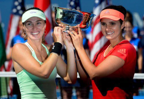 Martina Hingis (l.) und Sania Mirza.