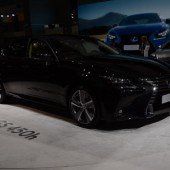 Lexus zeigt Neuauflage des SUV-Bestsellers RX
