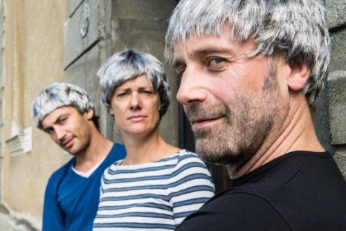 Das walktanztheater präsentiert ein zu vervollständigendes Porträt der denkenden Gertrude Stein.