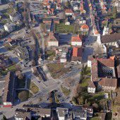 Ems nimmt den Schlossplatz in Angriff