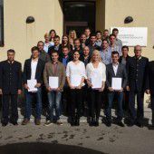 23 neue Polizisten angelobt