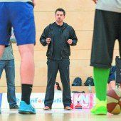 Debüt für Coach Dejan Ljubinkovic gegen den Meister