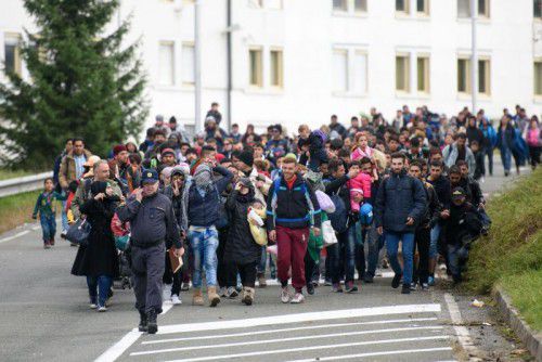 Fluchtroute geändert: Die Flüchtlinge kommen jetzt über die Grenze Spielfeld von Slowenien nach Österreich.  