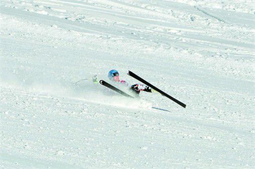 Matthias Mayer muss in Sölden passen – eine Schuhrandprellung als Folge dieses Trainingssturzes schmerzt immer noch.