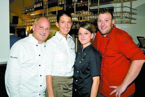 „Stuonobach“-Wirtepaar Thomas (l.) und Theresia Zwerger mit Küchenchefin Andrea Kölbl und Koch Josef Vogel.