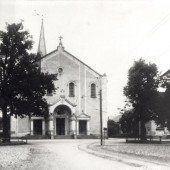 Vorarlberg einst und jetzt. Kirchplatz Lustenau