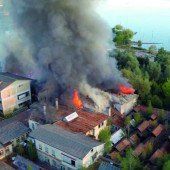 Feuer könnte gelegt worden sein