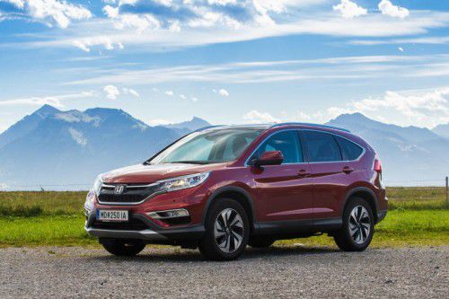 An seinen Fähigkeiten gemessen, ist der neu durchgestylte Allrounder von Honda überallhin gut unterwegs.
