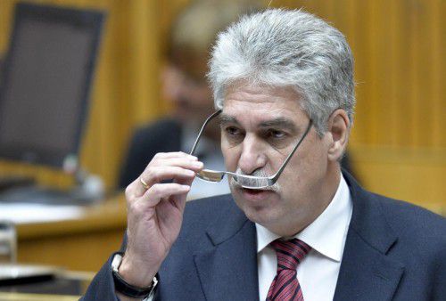 Das Budget von Finanzminister Schelling wird bis Donnerstag im Nationalrat debattiert, dann beschlossen.