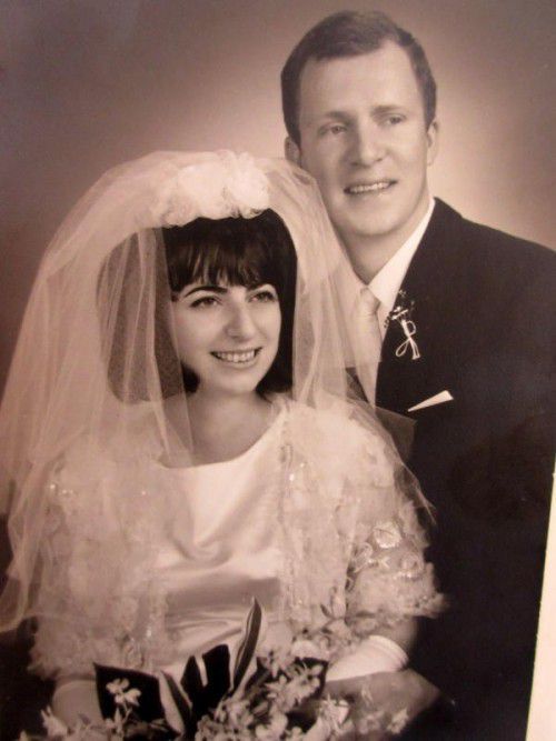 Das Paar an seinem Hochzeitstag.