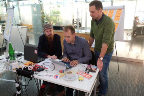 Das VN-Team bei den Vienna Hackdays: Felix Holzer, Martin Widmann, Michael Prock (von links).