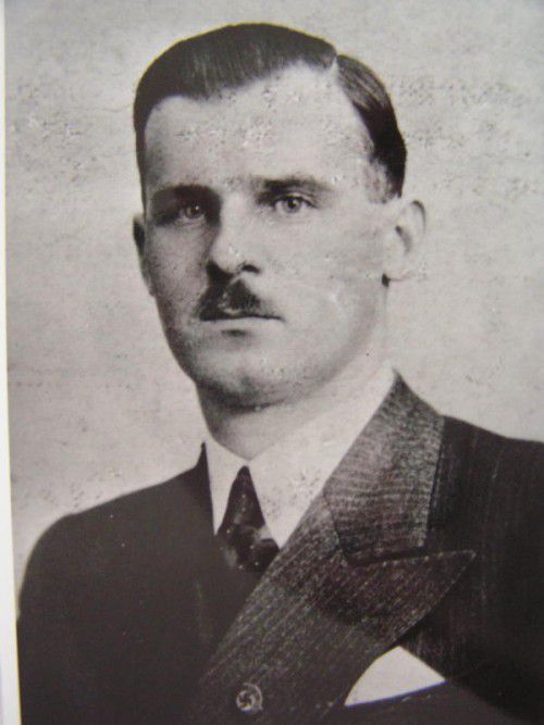 Dr. Irmfried Eberl.