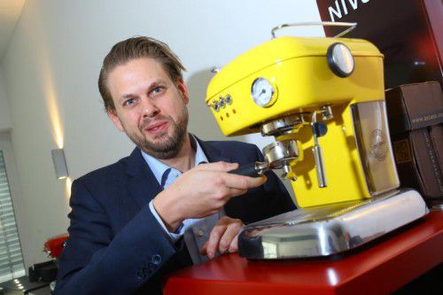 Edle Kaffeemaschinen sind eines der Produkte, die Mario Bauer Elektrofachhändlern in Österreich anbietet.
