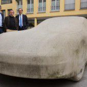 Betonporsche geht auf Reisen