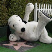 Snoopy erhält Stern auf „Walk of Fame“