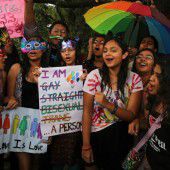 Hunderte Teilnehmer bei Pride Parade in Indien