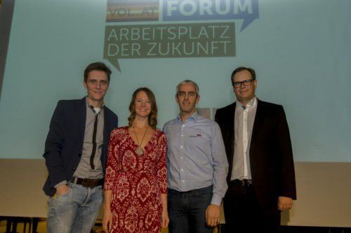 Georg Burtscher (Russmedia Digital) mit den Referenten Kelly Robinson, Harald Dörler sowie Russmedia-GF Markus Raith.