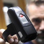 Fußfessel, Hausarrest und mehr Überwachung