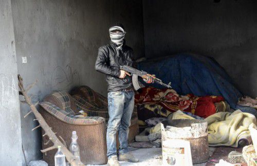 PKK-Kämpfer greifen seit gestern, Donnerstag, wieder zu den Waffen. Der einseitige Angriffsverzicht der Kurden ist damit beendet. 