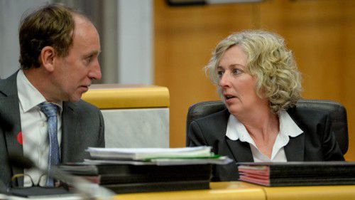 Schreiben einmal Klartext: Johannes Rauch und Katharina Wiesflecker in einem parteiinternen E-Mail.