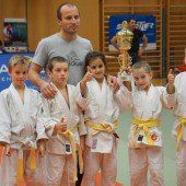 Bregenzer Judokas mit Triumph im Schülercup