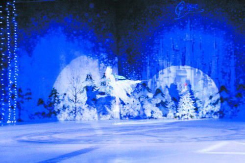 Der russische Eiszirkus entführt das Publikum in eine magische Märchenwelt.