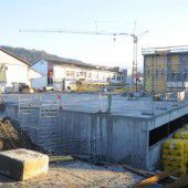 Turnhallenbau schreitet voran