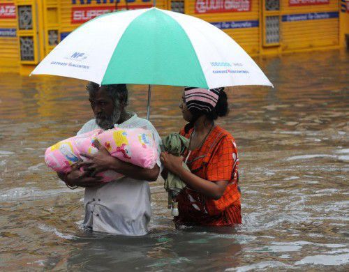 Hunderttausende müssen in Chennai ihre Häuser verlassen.