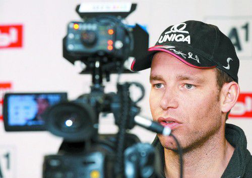 Kommentiert Skirennen für den ORF: Benjamin Raich.