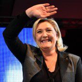 Le Pen hofft auf Wahltriumph nach Terror