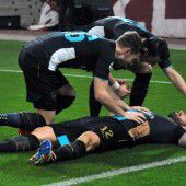 Dreifacher Giroud rettet Arsenal