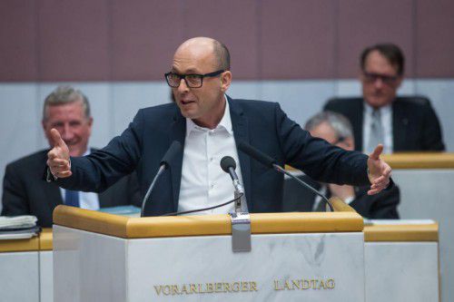 SPÖ-Chef Michael Ritsch kann nicht verstehen, weshalb seine Emser Parteikollegen die Wahl von Richard Amann empfehlen.