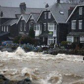 Sturm „Frank“ fegt über Atlantikküsten