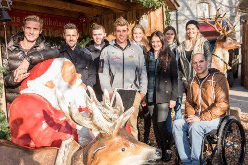 Vorarlberger Sportstars und ihre Weihnachtsgeschichten, v. l.: Philipp Netzer, Manuel Trappel, Patrick Schnetzer, Benjamin Bildstein, Laura Sutterlüty, Elisa Hämmerle, Elisabeth Baldauf, Beate Scheffknecht und Thomas Flax.
