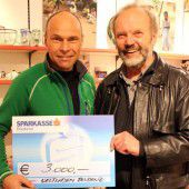 Reissonntag brachte 3000 Euro Spende