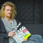 Junger Regisseur, der noch hoch hinaus will