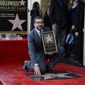 Steve Carell weiht seinen Stern ein