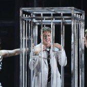 Tobias Moretti spielt Mackie Messer