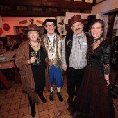 „Wild West“-Flair beim Kirchsträßlerball 2016