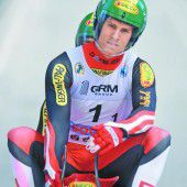 Doppelsitzer sprinten zu Silber, Steu Sechster