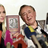 Brooke Shields begleitet Lugner zum Opernball