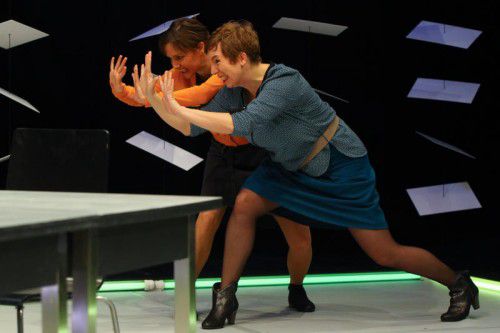 „Alles“ heißt die neue Produktion des Kosmos Theaters. Die Premiere findet am 11. Februar statt.
