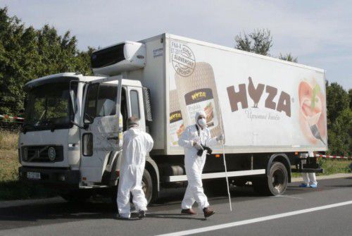Angeklagter mit 20 Flüchtlingen im Kühl-Lkw aufgehalten: Er fuhr für jene Bande, die für 71 Tote auf der Ostautobhan verantwortlich ist.