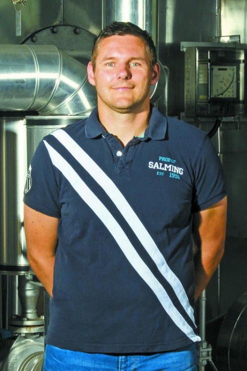 Der 43-jährige Petr Hrachovec unterzeichnete mit Beginn der nächsten Saison einen Zweijahresvertrag bei Hard.