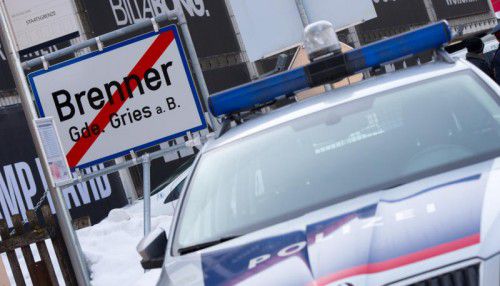 Die Tiroler Polizei stellt ihr Grenzkonzept vor.