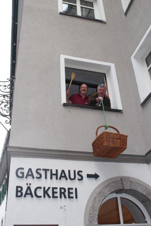 „Dieb“ Mandi Katzenmayer seilte den Braten gekonnt ab.