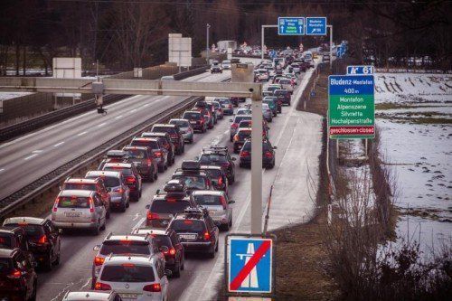 Die Kfz-Belastung auf der Vorarlberger A 14 steigt von Jahr zu Jahr. VN/Steurer