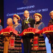 Mit zwei Rekorden auf das Dach Indochinas
