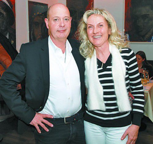 Gratulanten: Architekt Camillo Fehr mit Ulrike.