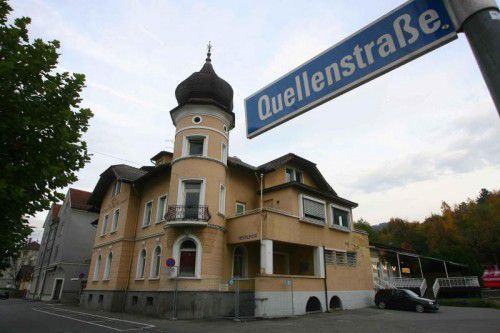 Im ehemaligen Gasthaus Falken in Bregenz hat sich der Pokerkönig mit seinem „Casino“ viel Ärger eingehandelt.